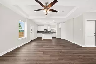 418 4th St, Beasley, TX 77417 - Photo 6