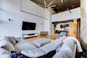 1005 S Shepherd Dr, Houston, TX 77019 - Photo 24