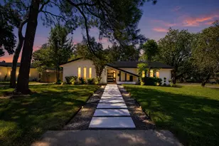 5675 Sylmar Rd, Houston, TX 77081 - Photo 2