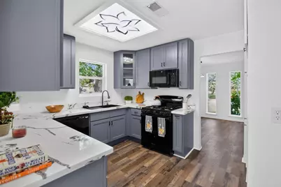 5675 Sylmar Road, Houston, TX 77081 - Photo 12