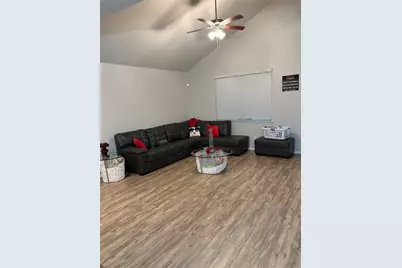 17731 Holt Fleet Drive, Houston, TX 77044 - Photo 8