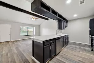 16314 Edgemont Dr, Houston, TX 77053 - Photo 12
