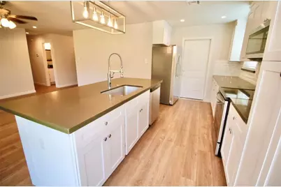 407 Morningside Drive, Friendswood, TX 77546 - Photo 6