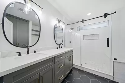 1139 W Gardner Street, Houston, TX 77009 - Photo 12