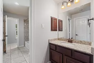 15602 Shining Brook Ct, Houston, TX 77044 - Photo 36