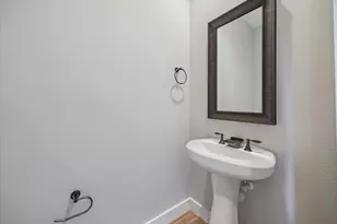 1544 W 23rd St, Houston, TX 77008 - Photo 10