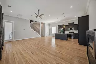 1544 W 23rd St, Houston, TX 77008 - Photo 8