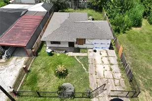 4129 Rogers St, Houston, TX 77022 - Photo 2