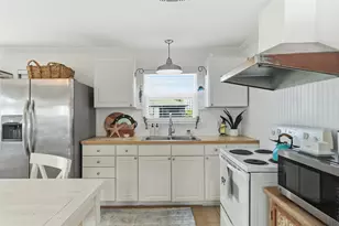 16630 Jamaica Inn Rd, Galveston, TX 77554 - Photo 8