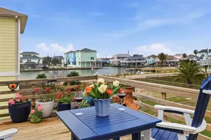 16630 Jamaica Inn Rd, Jamaica Beach, TX 77554 - Photo 1