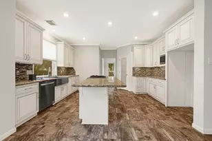 2915 Silverberry Trail, Kingwood, TX 77345 - Photo 10