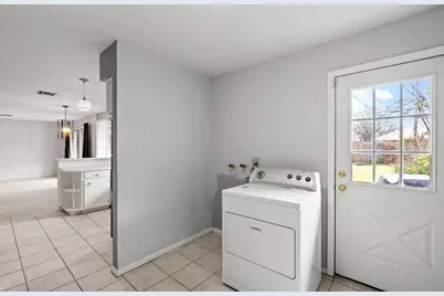 7722 Dillon Street, Houston, TX 77061 - Photo 8