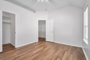 15711 Rosewood Hill Ct, Sugar Land, TX 77498 - Photo 32