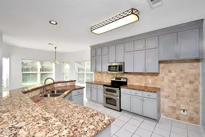 15711 Rosewood Hill Ct, Sugar Land, TX 77498 - Photo 18