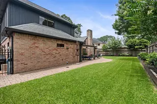 1110 Daria Dr, Houston, TX 77079 - Photo 36