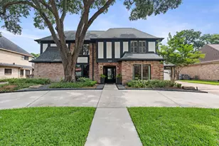 1110 Daria Dr, Houston, TX 77079 - Photo 1