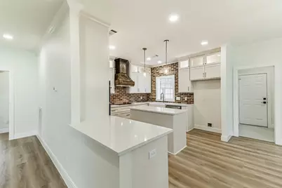 103 Forest Court, Conroe, TX 77356 - Photo 10