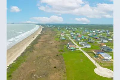 188 Ocean Shores Drive, Crystal Beach, TX 77650 - Photo 1