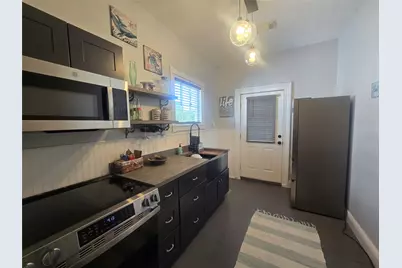 3409 Avenue L, Galveston, TX 77550 - Photo 14