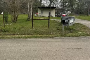 302 Moose Dr, Crosby, TX 77532 - Photo 1