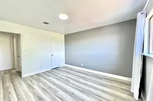 11127 Village Bend Ln, Houston, TX 77072 - Photo 14