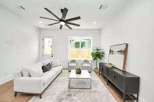 5029 Broom St, Houston, TX 77091 - Photo 6
