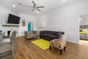 385 Ling, Bayou Vista, TX 77563 - Photo 4