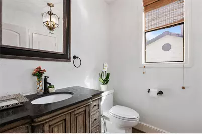 4523 Maple Street, Bellaire, TX 77401 - Photo 34