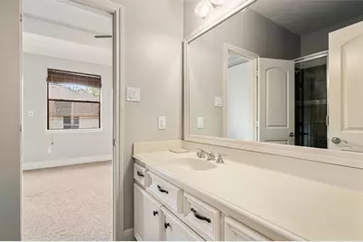 4523 Maple Street, Bellaire, TX 77401 - Photo 30