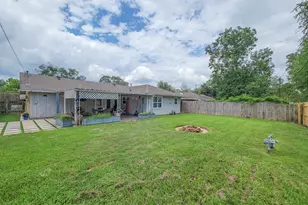 4405 W 43rd St, Houston, TX 77092 - Photo 32