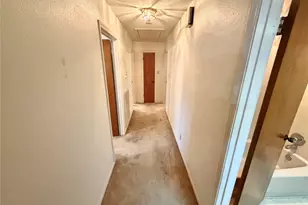 3 S Erik Dr, Angleton, TX 77515 - Photo 18