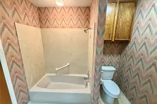 3 S Erik Dr, Angleton, TX 77515 - Photo 20