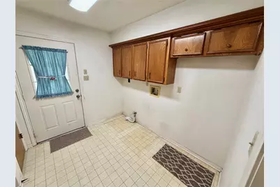 3 S Erik Drive, Angleton, TX 77515 - Photo 16