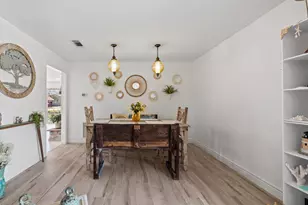 654 N Flamingo Dr, Seabrook, TX 77586 - Photo 8