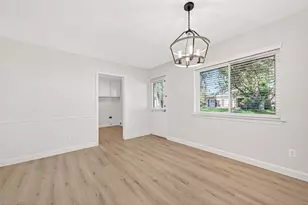 10602 Longmont Dr, Houston, TX 77042 - Photo 16