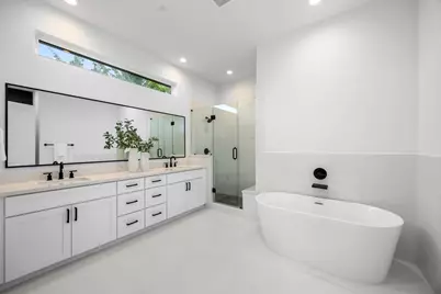 10937 Fire Creek Drive, Houston, TX 77043 - Photo 22