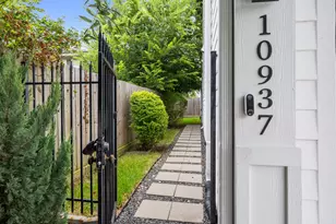 10937 Fire Creek Dr, Houston, TX 77043 - Photo 10