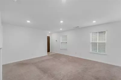 647 Ash Mill Drive, Houston, TX 77090 - Photo 20