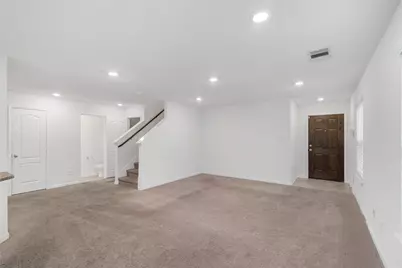 647 Ash Mill Drive, Houston, TX 77090 - Photo 8