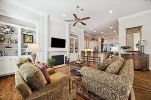 7835 Bobbitt Ln, Houston, TX 77055 - Photo 6