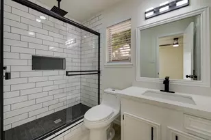 5519 Sheraton Oaks Dr, Houston, TX 77091 - Photo 14