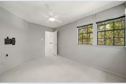 27 Sky Terrace Place, The Woodlands, TX 77381 - Photo 32