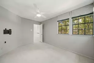 27 Sky Terrace Pl, The Woodlands, TX 77381 - Photo 32