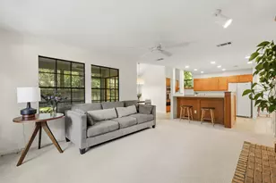 27 Sky Terrace Pl, The Woodlands, TX 77381 - Photo 18
