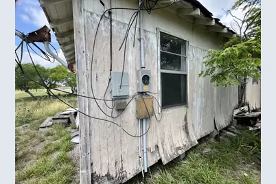 123 W Oregon Street, Bishop, TX 78343 - Photo 2