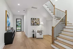 107 E 24th St, Houston, TX 77008 - Photo 18