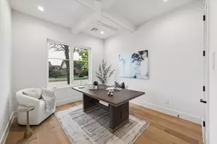 107 E 24th St, Houston, TX 77008 - Photo 16