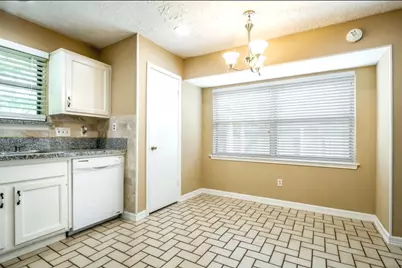 16814 Winnstream Lane, Sugar Land, TX 77498 - Photo 10