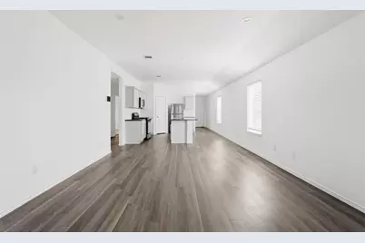 5215 Mossdale Bluff Lane, Spring, TX 77373 - Photo 6