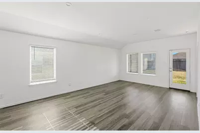 5215 Mossdale Bluff Lane, Spring, TX 77373 - Photo 8